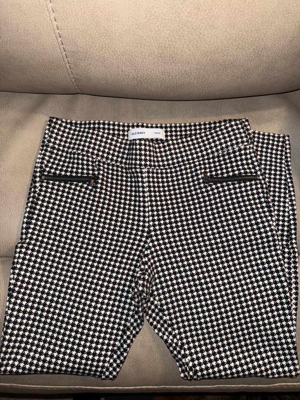 Old Navy Black & White Houndstooth Ponte Skinny Pants